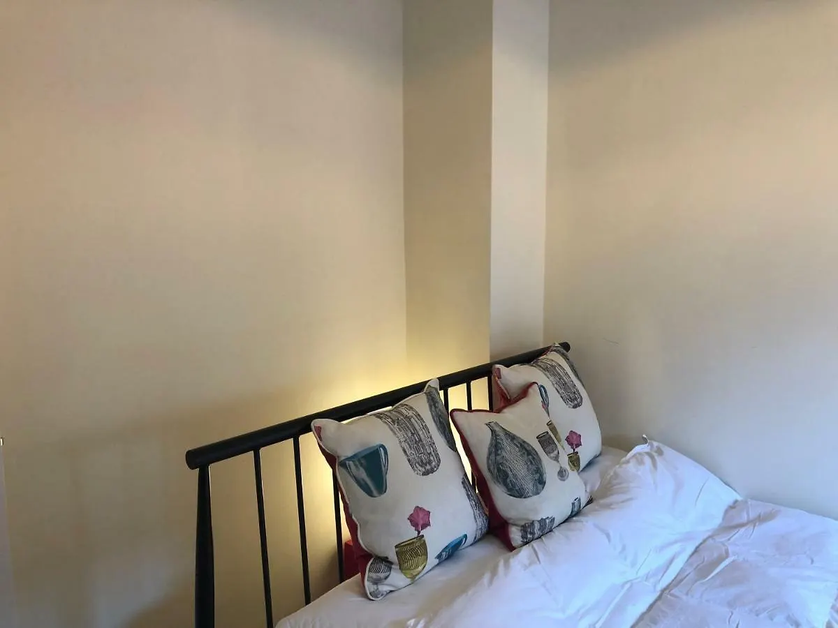 Love Street Cottage Chester